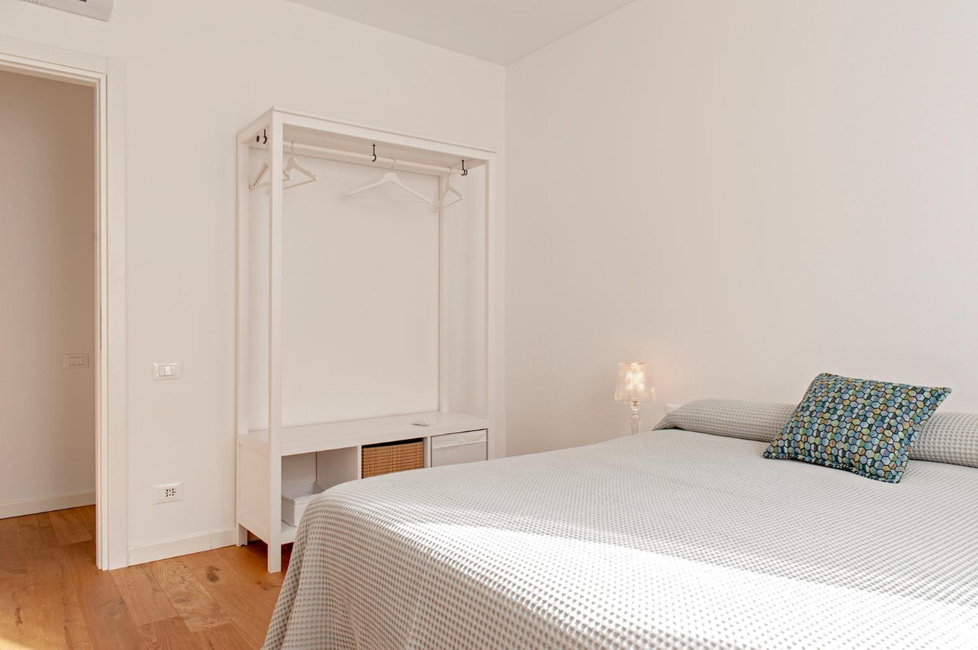 Waterfront Balcony I Grani 2 Resort Style Suite Livorno Exterior photo