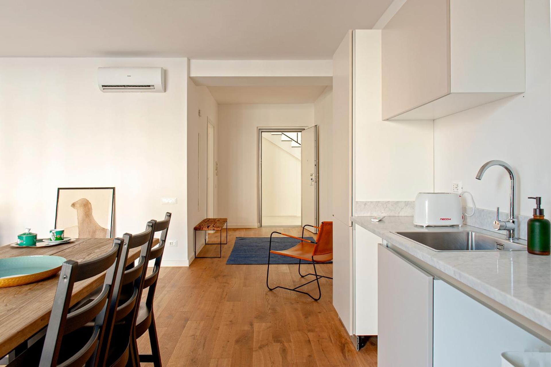 Waterfront Balcony I Grani 2 Resort Style Suite Livorno Exterior photo